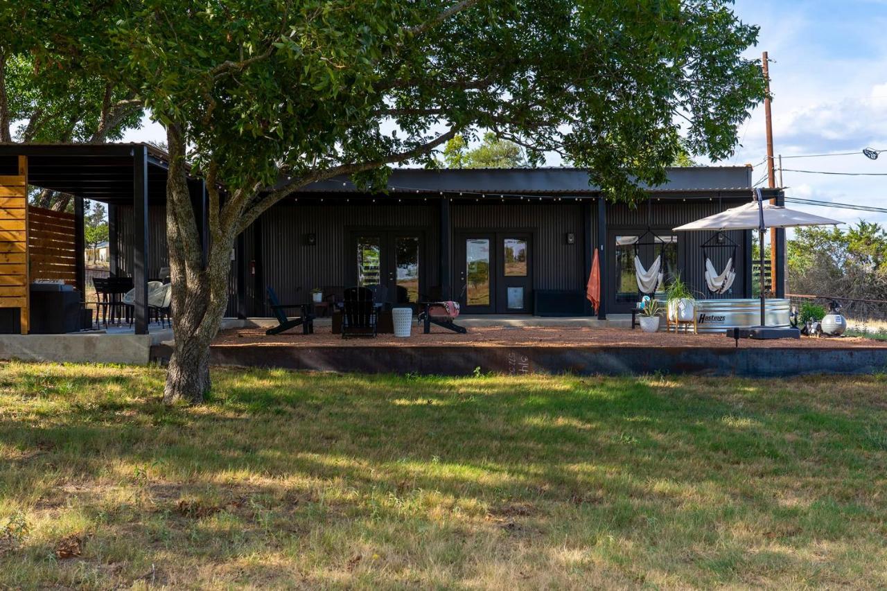 Villa Container Haus Pet Friendly With Cowboy Pool Fredericksburg Exterior foto