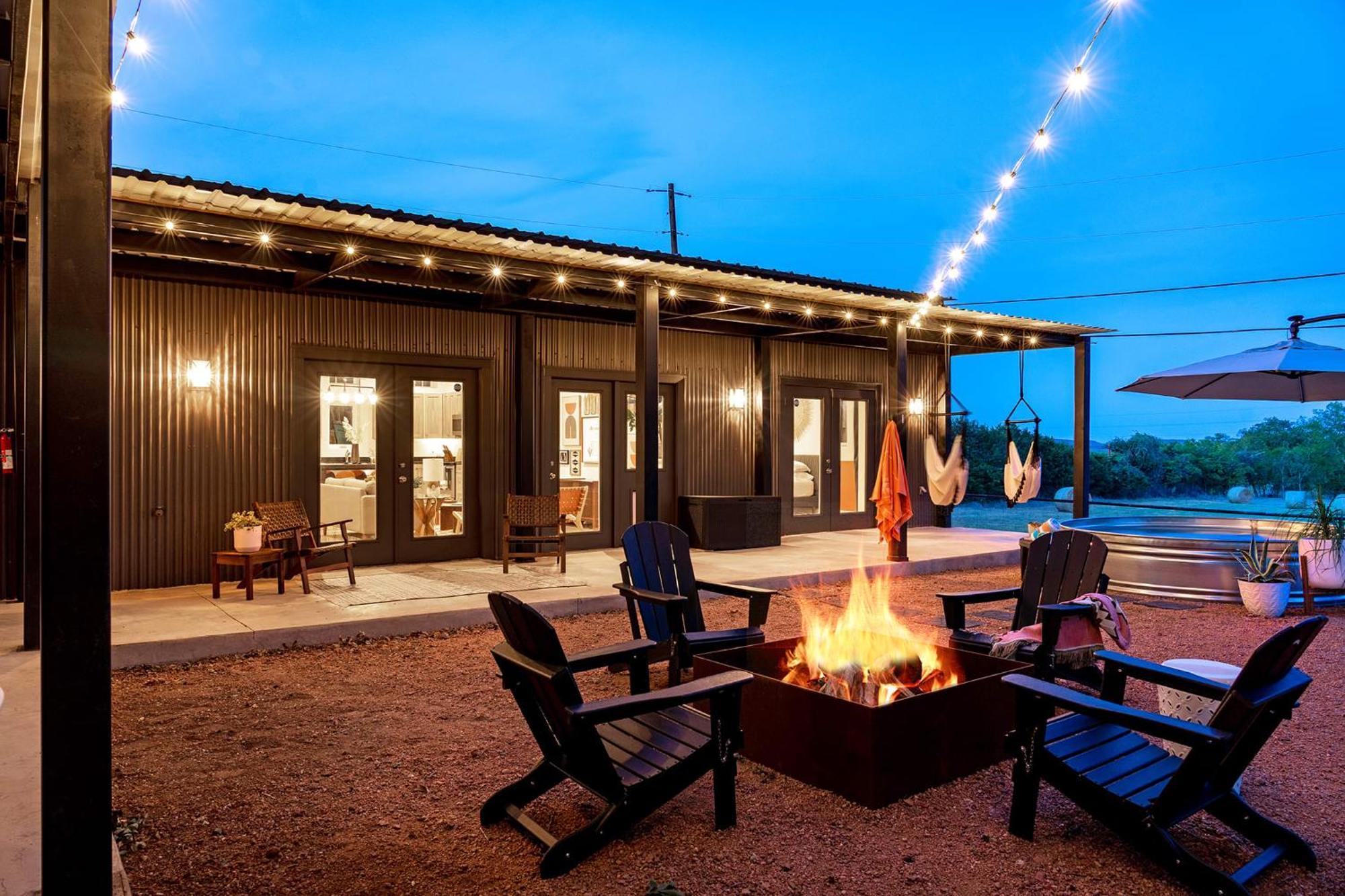 Villa Container Haus Pet Friendly With Cowboy Pool Fredericksburg Exterior foto